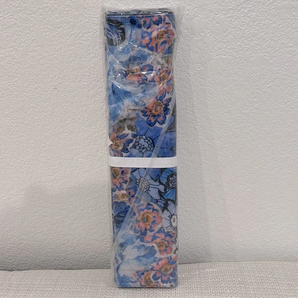 Williams Sonoma x Michelle Kim Table Runner